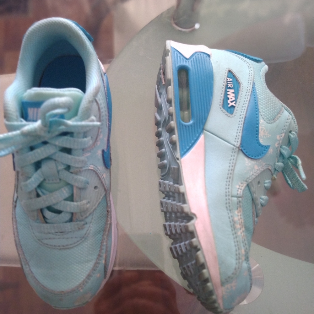 Used Nike Air